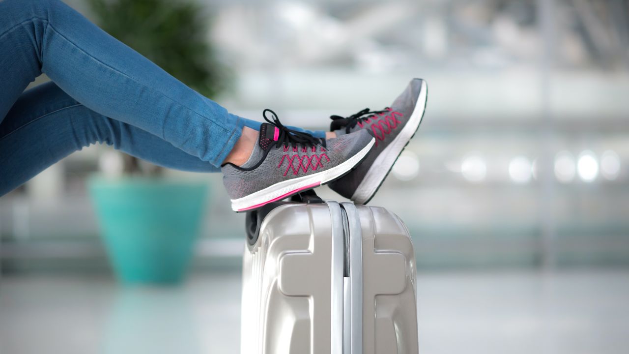wide womens shoes